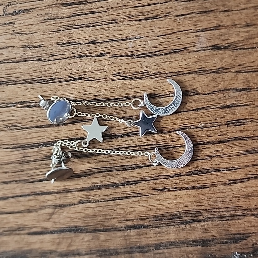 Moon and star dangle earrings